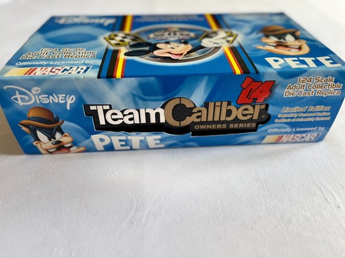 Team Caliber Disney Pete 2004 Daytona 500 #PL4-O2-04DA 1/24 Scale Diecast - Picture 5 of 6