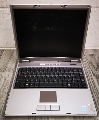 Advent 7087 (LE1D) Laptop - Grau *DEFEKT - BILDSCHIRM ZERSCHLAGEN - UNGETESTET** hat Spuren