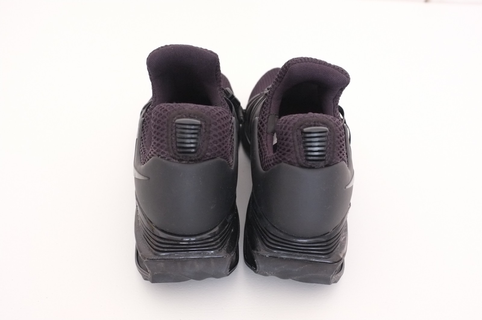 NEW Nike Womens Shox Gravity Running shoes Black Sz 7 7 7 (AQ8554-001) 237bea NEW Nike Womens Shox Gravity Running shoes Black Sz 7 7 7 (AQ8554-001) 237bea