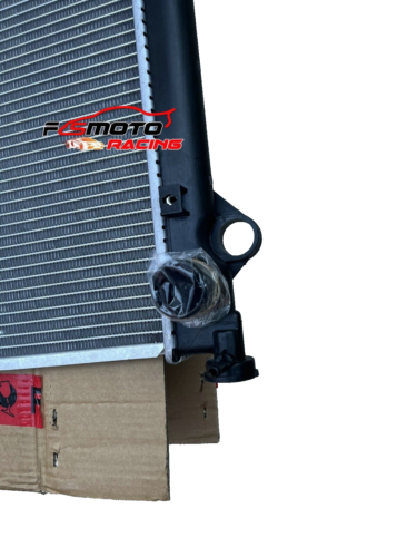 Radiator For 2002-2006 Toyota Prado 120 Series 3.0L Diesel 1KZTE AT/MT - Picture 5 of 6