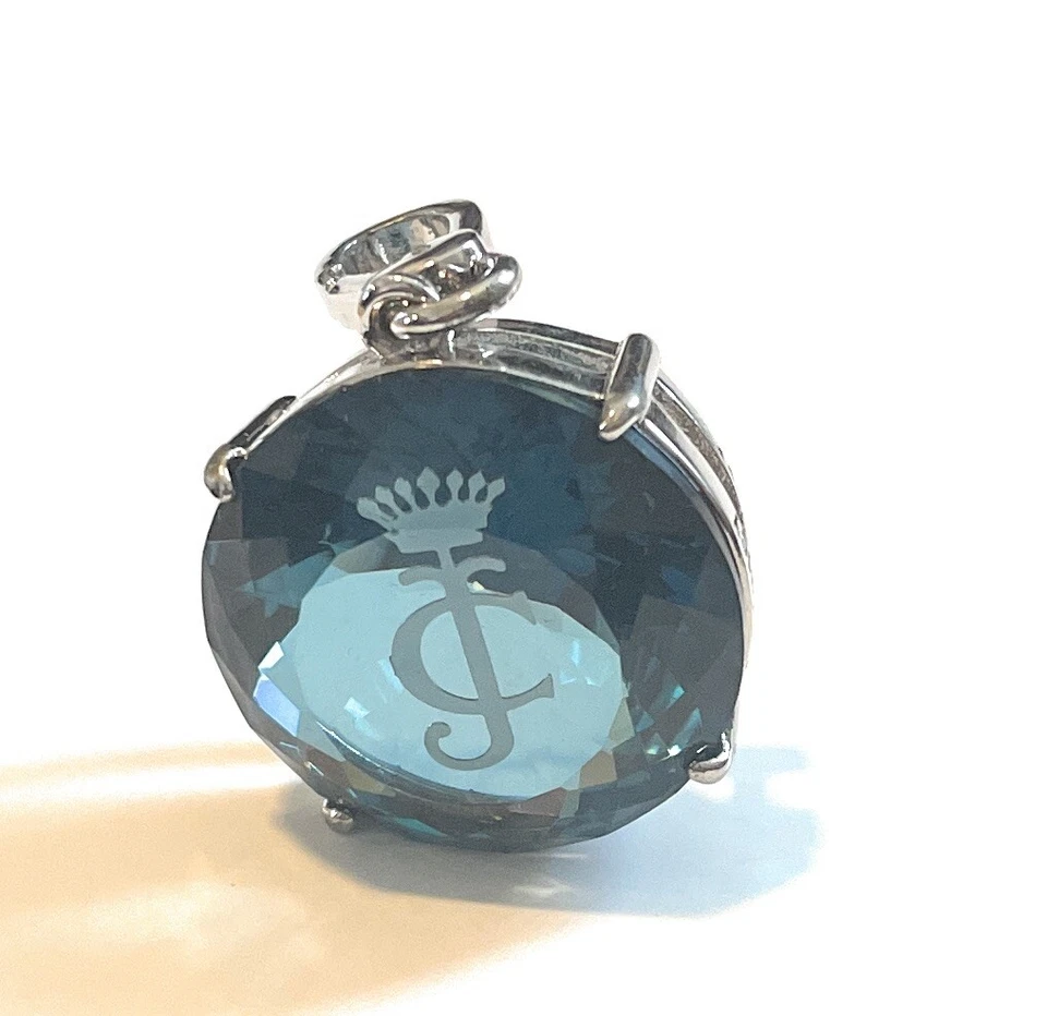 Juicy Couture Grande Solitario Azul Cristal Estrás Dije - Logo Incrustado Nuevo en Caja Foto 2 de 4