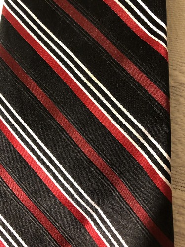 Corbata para hombre CROFT & BARROW rayas forradas de seda - Imagen 2 de 5