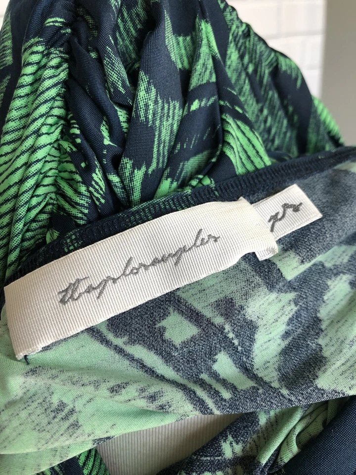 T-Bags Los Angeles Green V Neck Dress Striped Womens XS  - Imagem 4 de 4