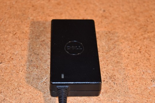 Genuine OEM Dell JT9DM FA45NE1-00 Dell AC Adapter 19.5V 45W Inspiron 11 3000 - Picture 9 of 10