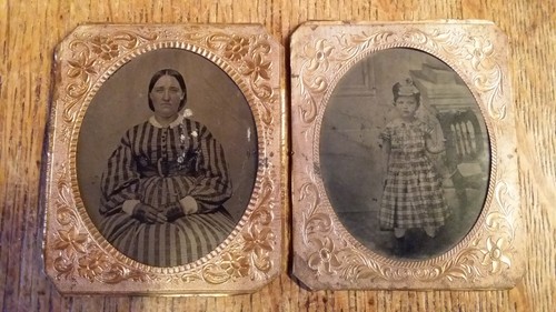 1860'S 2X ANTIQUE TINTYPE FERROTYPE PHOTOGRAPHS - WOMAN & CHILD - SIXTH PLATE