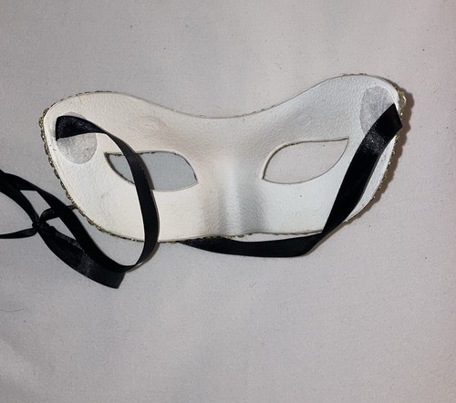 Disfraz Masqarae Máscara Blanca, Dorada Brillante con Cinta Corbata Adulto Novedad - Imagen 5 de 6