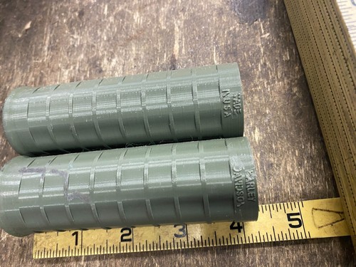 Green Waffle Grips Panhead Knucklehead Harley Logo Chopper Flathead Glide WLA - Picture 3 of 4