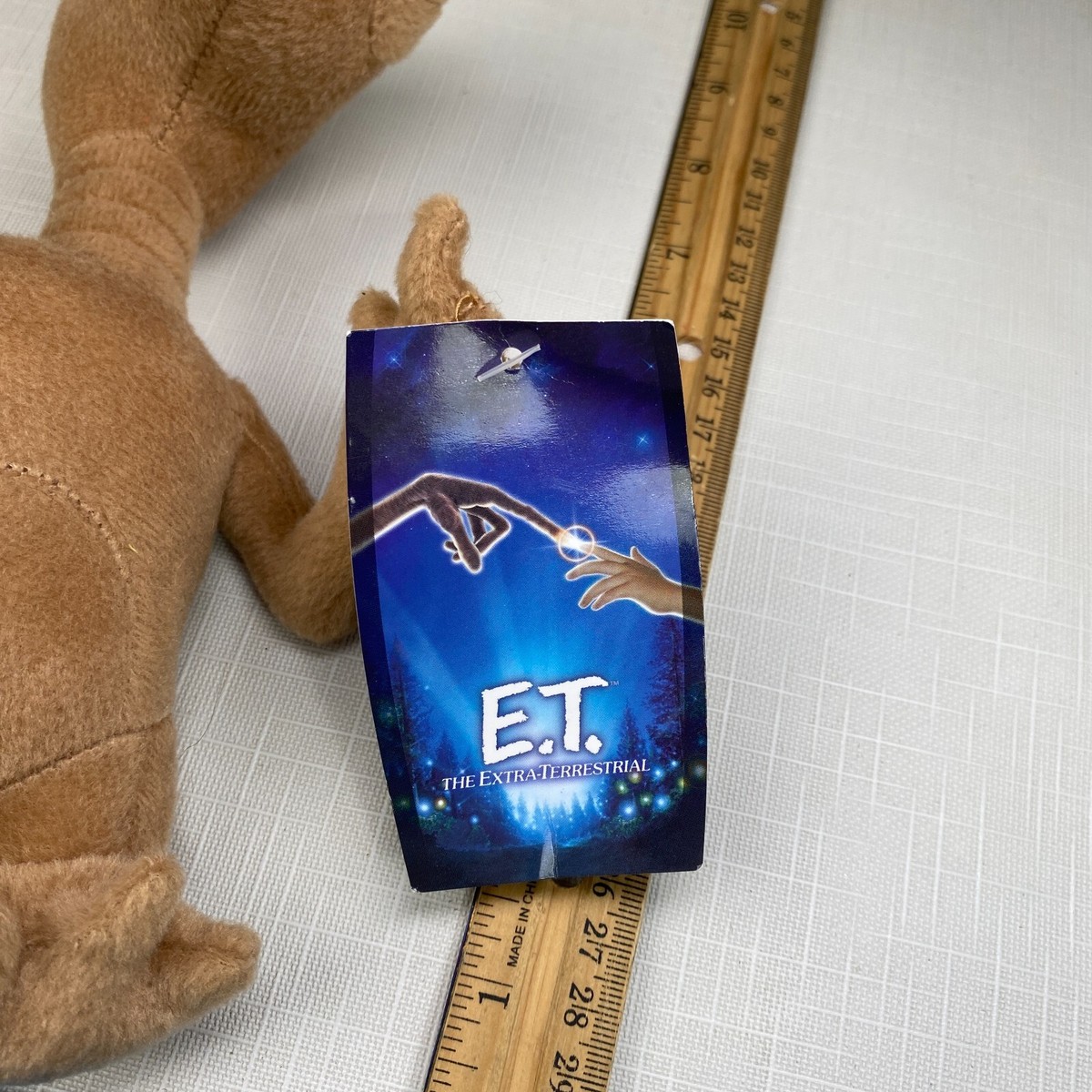 E.T. Plush Stuffed Toy- NEW with TAG! 8