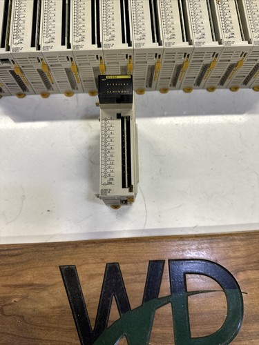 Omron CQM1-OC222 Output Unit Module 16 Point CQM1OC222 - Picture 3 of 4