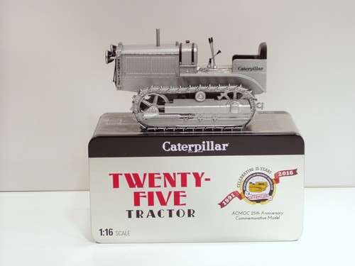 Caterpillar Twenty Five Crawler Limited 500 Made - Silver 1/16 - Diecast Masters - Picture 1 of 7