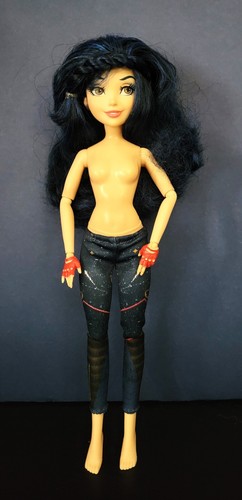 Disney Descendants Evie Doll