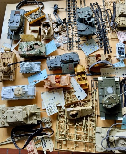 Konvolut 1:35 Panzer Militärfahrzeuge Bastelkonvolut, Reste, Bauteile Tamiya etc - Bild 3 von 9