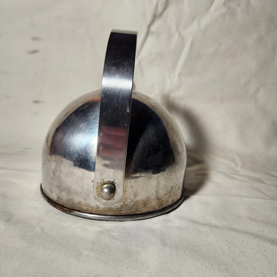 Tetera de acero inoxidable Cuisinart BA-165A de 2 cuartos - Usada Foto 3 de 4