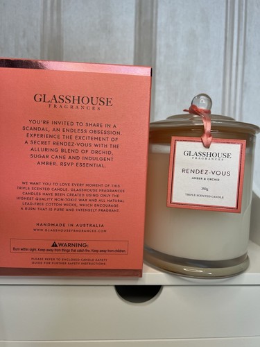 Glasshouse RENDEZVOUS 350g Candle (Original Wax Formula & Swing Tag) - Picture 3 of 4