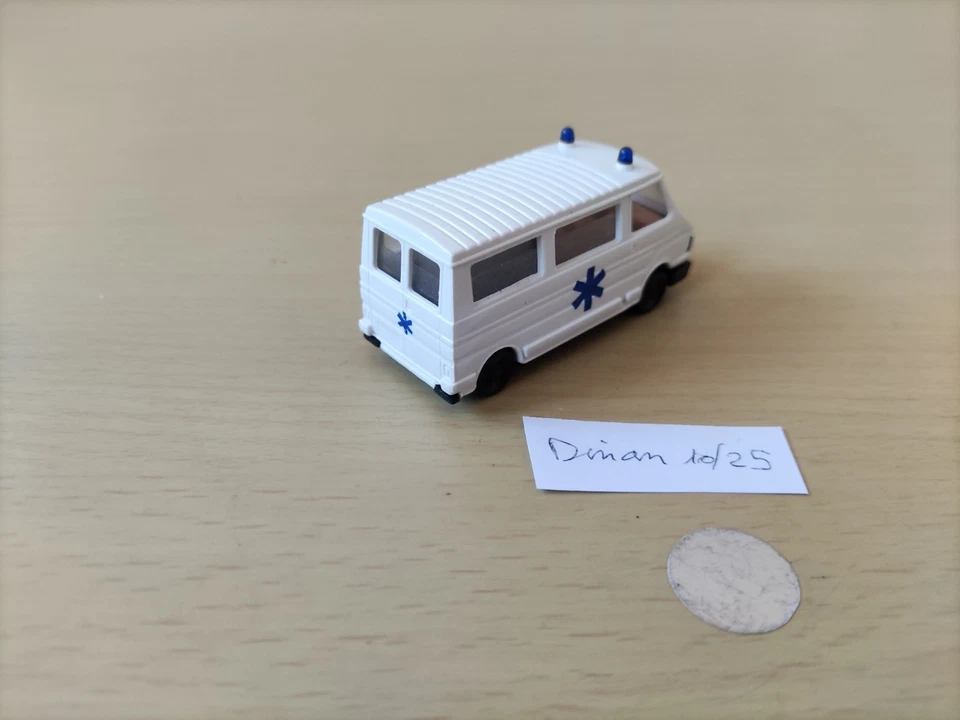 PRALINÉ, FIAT 242 AMBULANCE 1/87e - Photo 2/2
