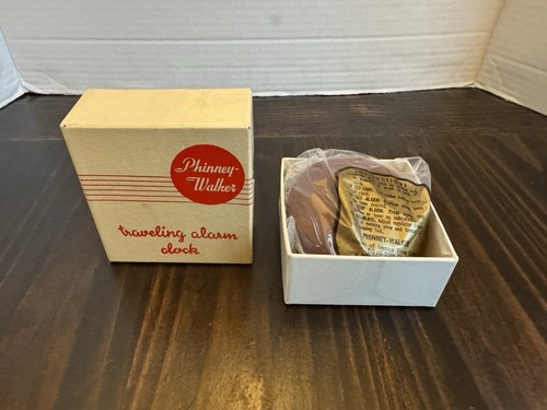 Reloj despertador de viaje Phinney Walker de colección cuerda, nuevo en caja, cuero marrón - Imagen 10 de 15