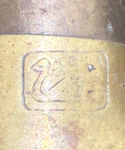 Antiguo par posiblemente victoriano de grifos de baño/fregadero de latón frío y caliente - Imagen 5 de 6