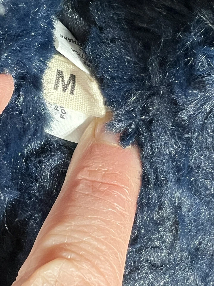 Anthropologie Slippers Medium Fuzzy Cozy Lounge Slip On Faux Fur Sleep M - Image 3 of 4