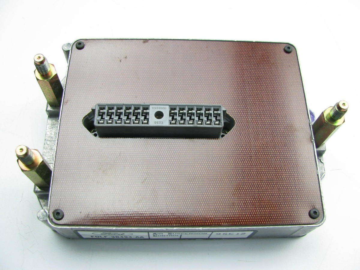 NEW - OUT OF BOX - OEM FORD F0LF-3B494-AA Air Suspension