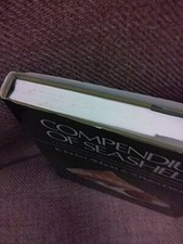 Compendium of Seashells: A Full-Color Guide to More than 4,200 o
