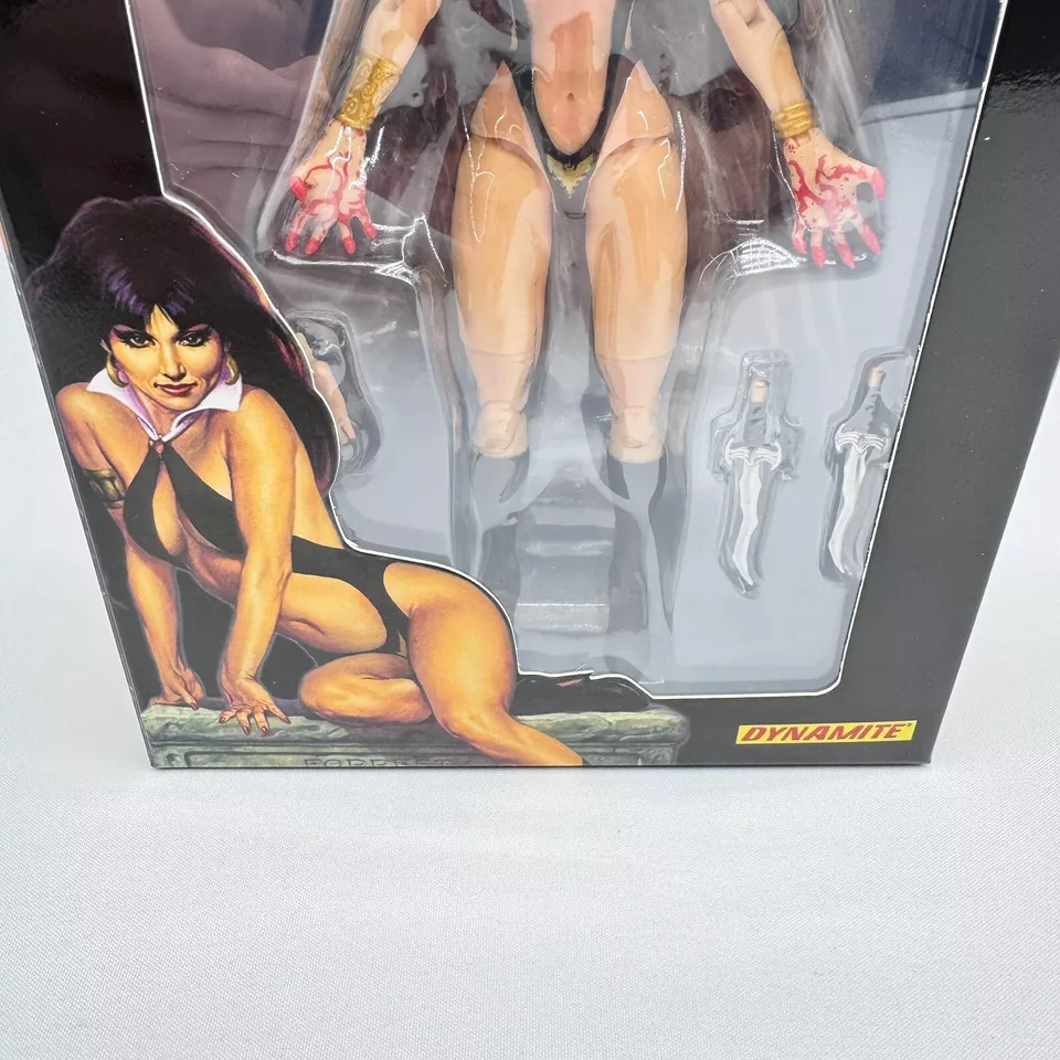 Vampirella Action Figure Exclusive Bloody Variant Executive Replicas New - Image 4 of 4