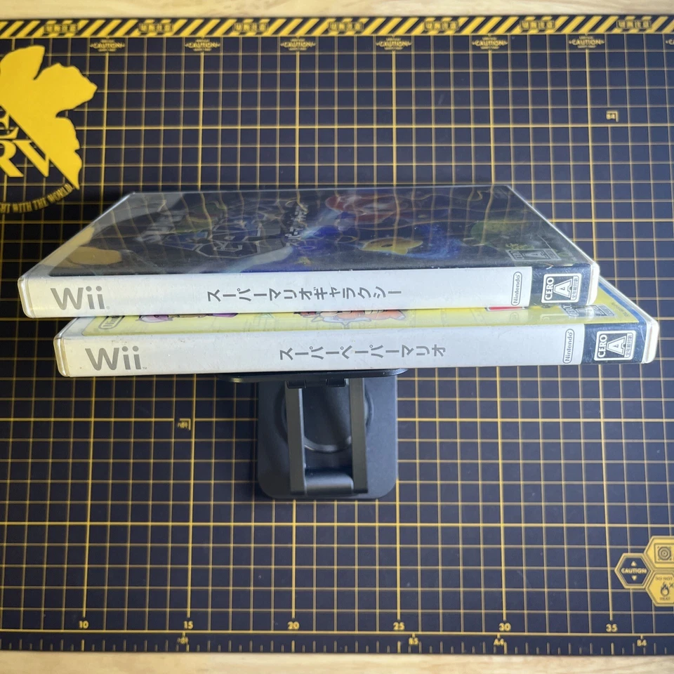Lot 2 Nintendo Wii Super Mario Galaxy & Super Paper Mario JP Region Locked - Image 4 of 4