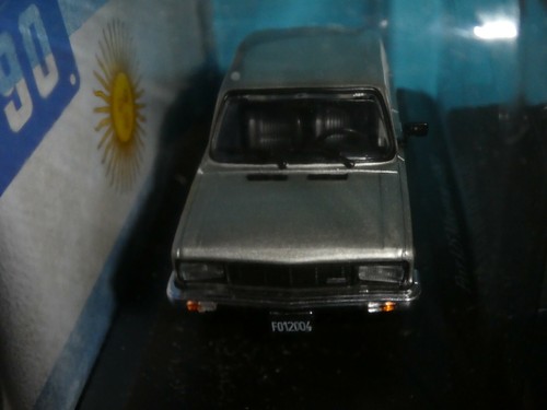 Fiat Mirafiori 125 Special Silver 1981 Buenos Aires Taxi LHD de Centauri Milán - Imagen 4 de 5