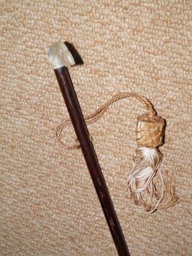Antique Side Saddle/Dress Cane W/ Mother of Pearl Floral Top & Ferrule - 85cm - Picture 5 of 11