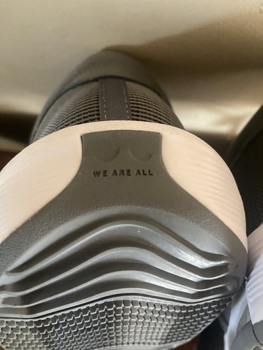NEW Nike LeBron Witness 8 Cool Grey Black Size 13.5 FB2239-004 No Box Authentic! - Picture 7 of 7