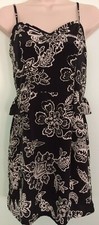 AMERICAN EAGLE OUTFITTERS SIZE 4 CUTE FIORAL RESS BLACK & WHITE SPAGHETTI STRAPS