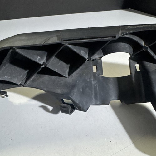 06-11 MONTAJE SOPORTE FARO CONDUCTOR DELANTERO IZQUIERDO BMW E90 328I 325I 328XI 335i - Imagen 9 de 11