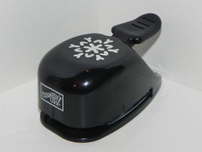 Stampin Up Snowflake Paper Punch Retired Medium Punch