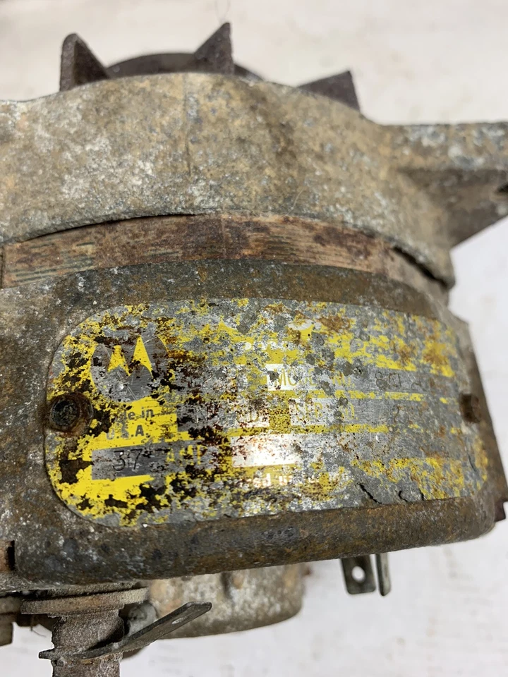 Alternador Motorola 8AL2025f USADO AMC American Motors AMX Javelin Gremlin Matado Foto 3 de 4