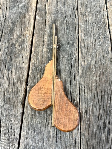 Antique Rug Hooking Shuttle - E Ross & Co. Wood Hand Hooking Tool - Picture 8 of 8