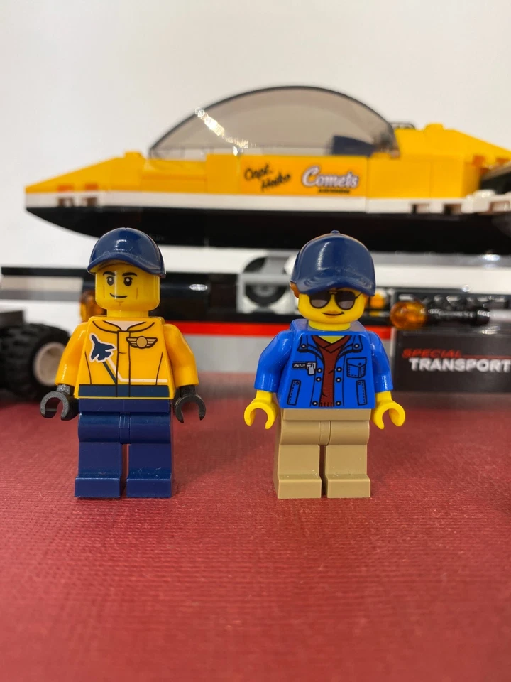 2021 ☆ Lego ☆ City : Airport - Airshow Jet Transporter Set #60289 - Retired Foto 3 de 4