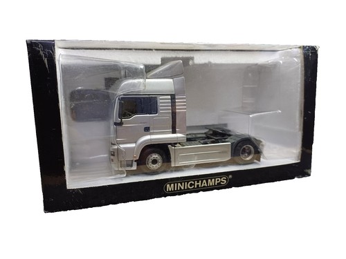 Minichamps M.Schumacher Showcar 2011 | eBay