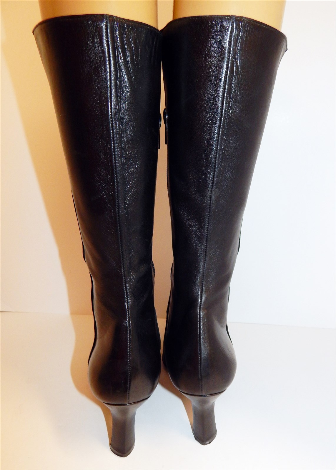 Stuart Weitzman Black Black Black Leather Zip Fashion Boots 7.5 M 200569 Stuart Weitzman Black Black Black Leather Zip Fashion Boots 7.5 M 200569