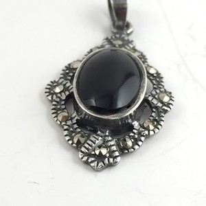 Vintage-Black-Onyx-Sterling-Silver-925-Pendant-12-Marcasite-Accents