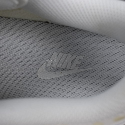 NWT Nike Dunk Low White Canvas Polka Dot Sneakers Fragment 10.5 W 9 M AUTHENTIC - Picture 10 of 12