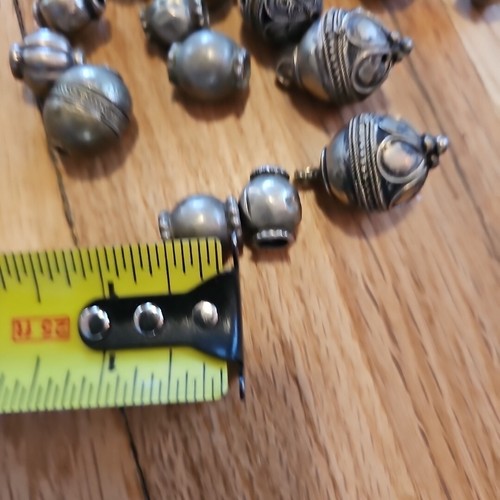Mixed Lot of Old Yemeni Barley Dugag Beads Silver Fudah Niṣfī Bedouin - Picture 17 of 18