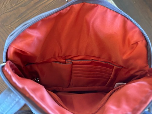 Bandolera/Tote Convertible Travelon Anti-Theft Essentials Gris - Imagen 4 de 5