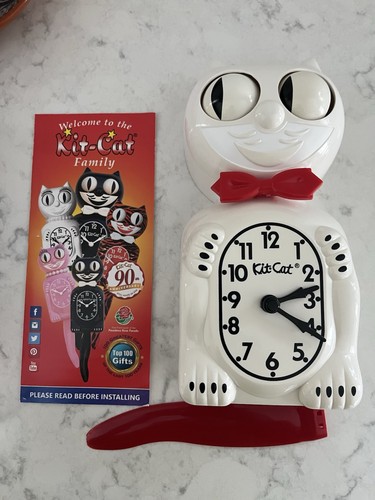 Vintage Kit Cat Klock Candy Cane Red Limited Edition White Cat Clock  - Picture 1 of 4