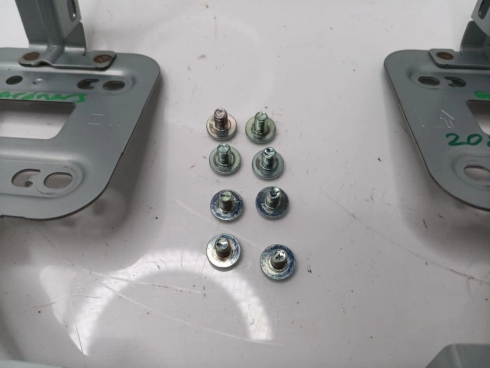 Радиокронштейны с болтами 2016 Nissan Rogue - Изображение 4 из 4