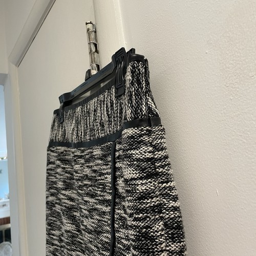 White House Black Market Black & White Marled Knit Layered Mini Skirt Women Sz 2 - Imagen 4 de 7