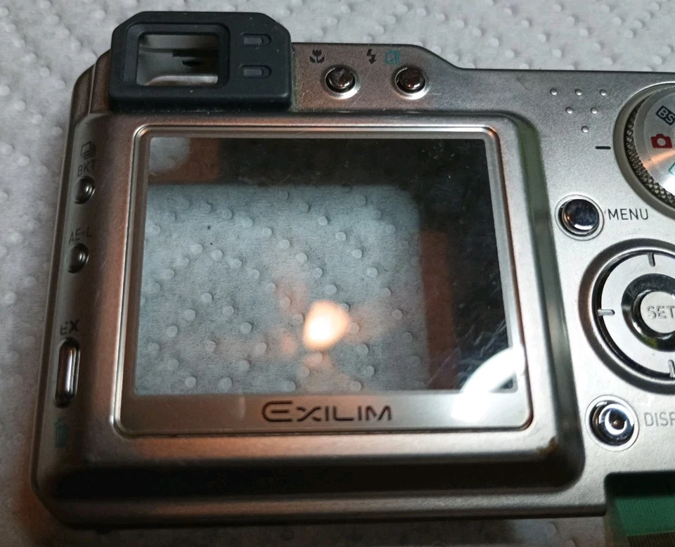 Casio Exilim EX P600 cubierta/marco trasero Foto 2 de 4