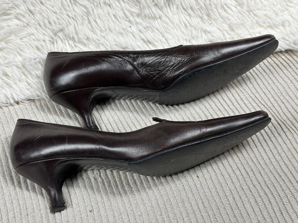 Zapatos de salón Bunan para mujer talla 8,5 cuero marrón sin cordones tacón de gatito hechos en Italia Foto 2 de 4