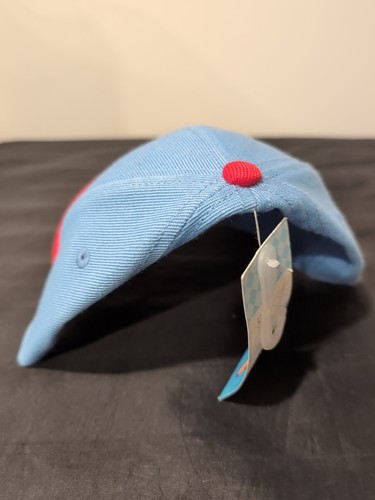 Kirby - Peek-a-Boo Hat (Blue / Red, Embroidered) - Bioworld - Picture 2 of 3