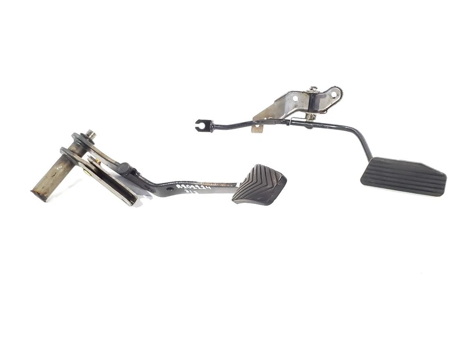 Mitsubishi 3000GT 1991 1999 OEM pedales manuales configurados Foto 4 de 4