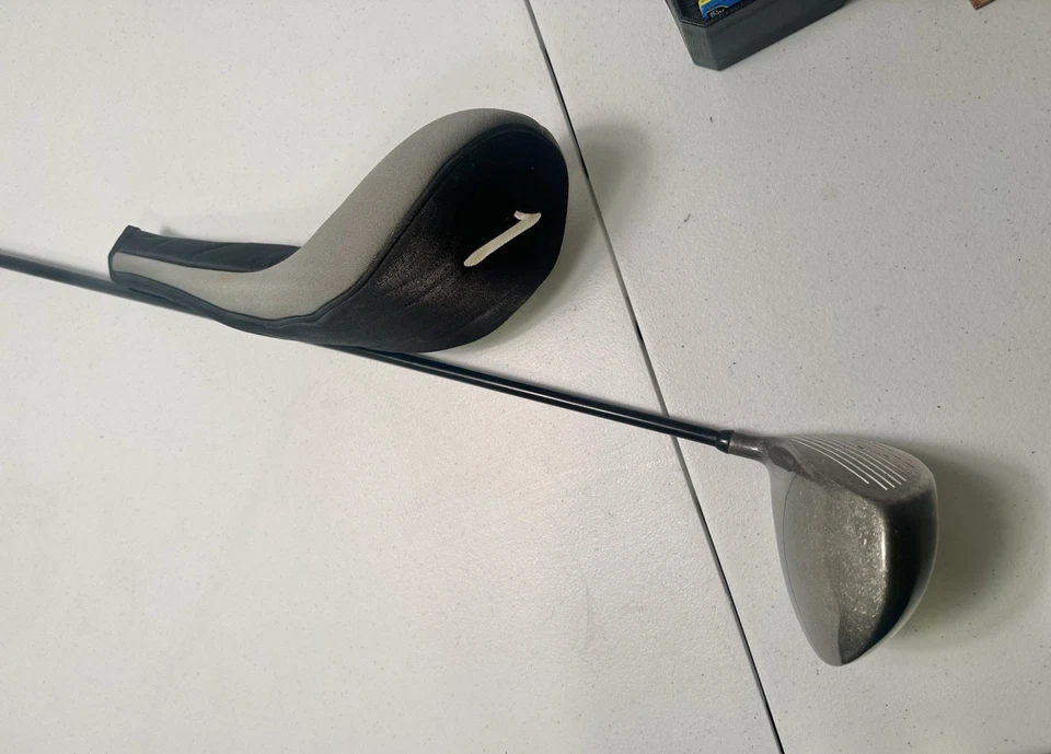 Integra 260 cc Forged Titanium #1 Driver. 10 Degree Carbon Fiber.  90Ti-6AL-4V. - Image 2 of 4