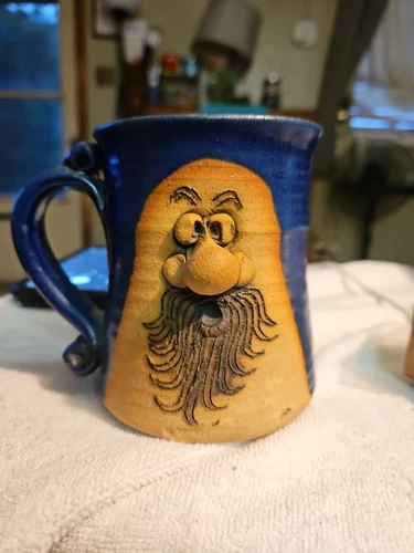 1976 Vintage PETER PETRIE Signed FUNNY UGLY FACE Bearded CUP MUG Art